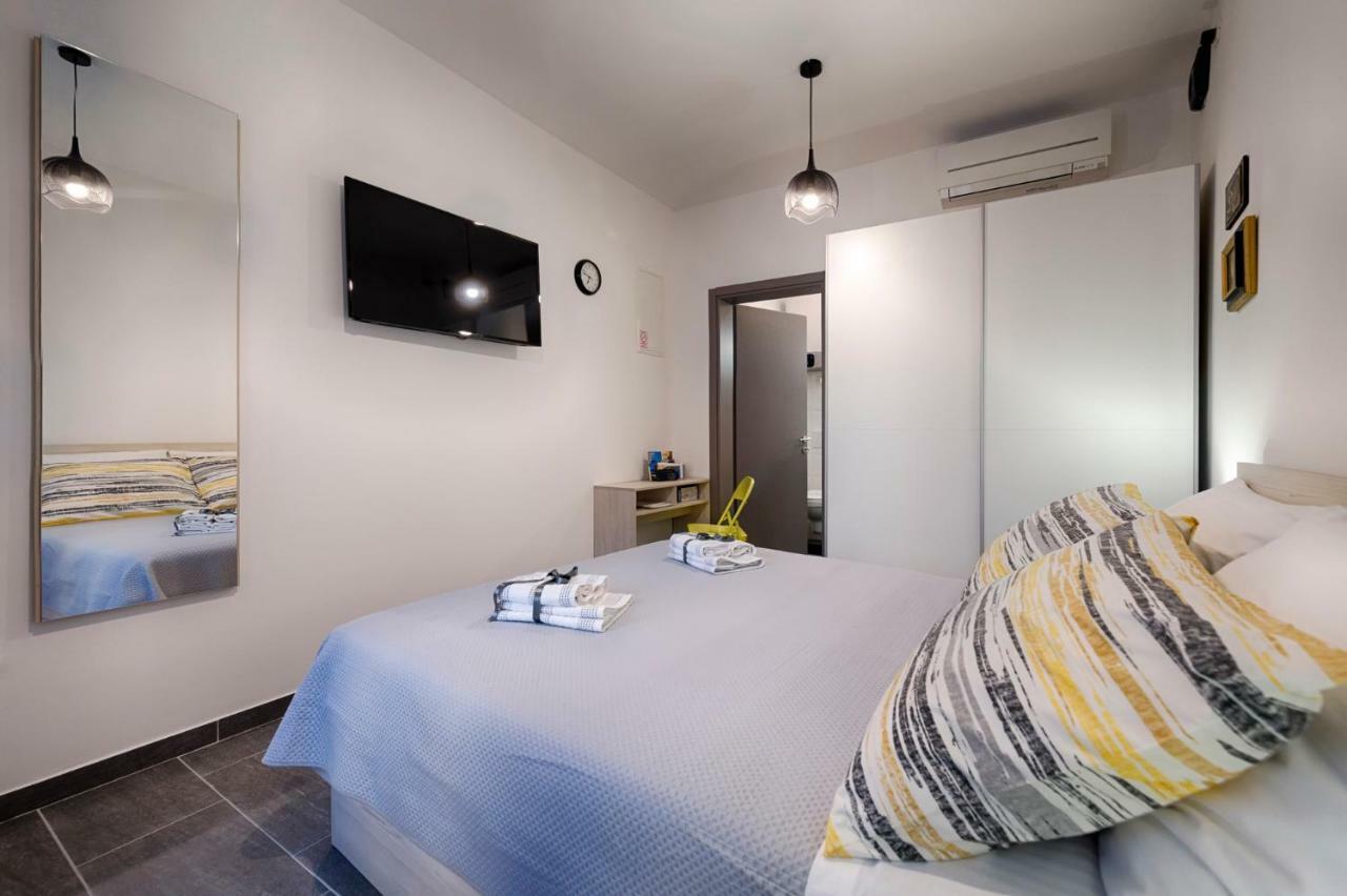 En Suite Room Demaria 코미자 외부 사진
